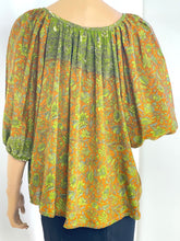 Load image into Gallery viewer, Bella Silk Top
