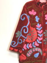 Load image into Gallery viewer, Velvet Suzani Long Jacket
