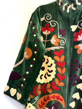Load image into Gallery viewer, Velvet Suzani Long Jacket
