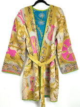 Load image into Gallery viewer, Kantha Suzani Jacket
