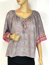 Load image into Gallery viewer, Bella Silk Top
