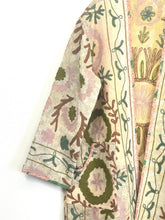 Load image into Gallery viewer, Kantha Suzani Jacket
