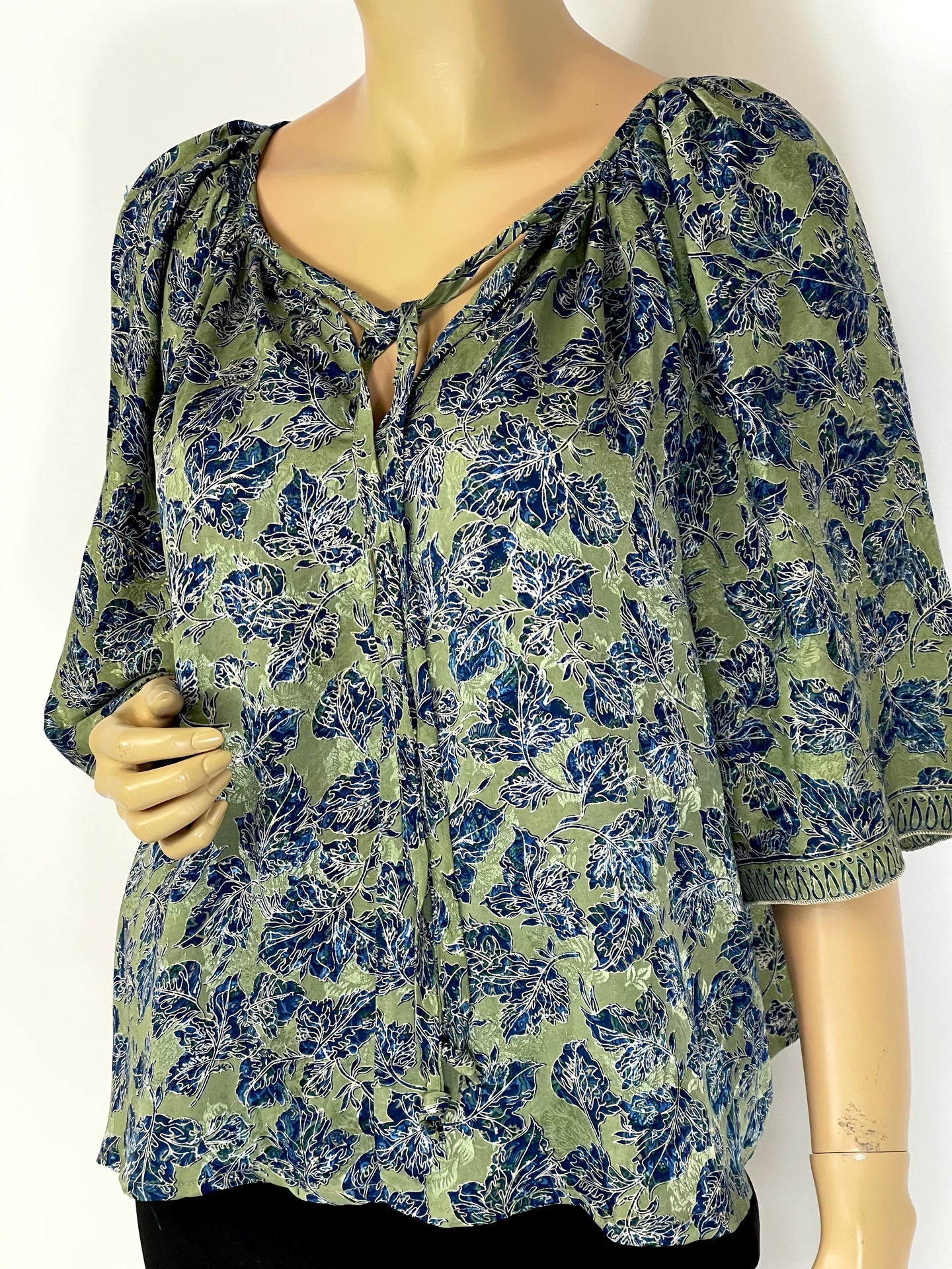 Bella Silk Top