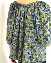 Load image into Gallery viewer, Bella Silk Top
