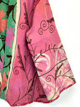 Load image into Gallery viewer, Kantha Suzani Coat
