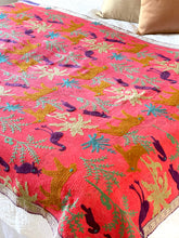 Load image into Gallery viewer, SUZANI Kantha
