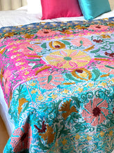 Load image into Gallery viewer, SUZANI Kantha
