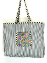 Load image into Gallery viewer, Blockprint Quilted Bag
