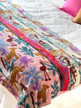 Load image into Gallery viewer, SUZANI Kantha
