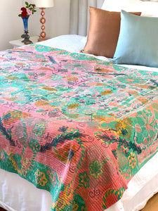 SUZANI Kantha