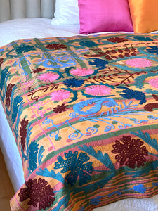 SUZANI Kantha