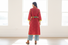 Load image into Gallery viewer, Vintage Sari Kantha Jacket long
