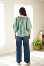 Load image into Gallery viewer, Bella Silk Top
