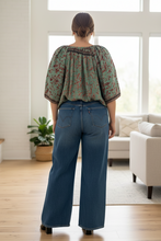 Load image into Gallery viewer, Bella Silk Top
