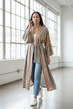Load image into Gallery viewer, Vintage Sari Kimonop Long

