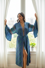 Load image into Gallery viewer, Vintage Sari Kimono Long
