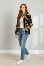 Load image into Gallery viewer, Velvet Suzani Jacket (Short)
