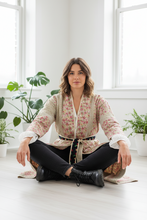 Load image into Gallery viewer, Vintage Sari Kantha Jacket long
