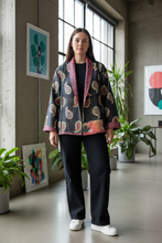 Load image into Gallery viewer, Kantha Jacket Short(Free Size)
