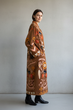 Load image into Gallery viewer, Velvet Suzani Long Jacket
