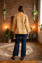 Load image into Gallery viewer, Kantha Jacket Short

