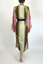 Load image into Gallery viewer, Vintage Sari Kimono Long
