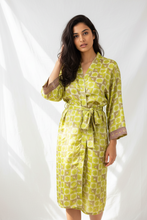 Load image into Gallery viewer, Vintage Sari Kimono Long
