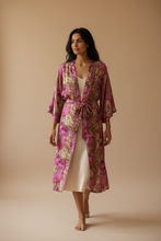 Load image into Gallery viewer, Vintage Sari Kimono Long
