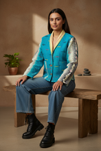 Load image into Gallery viewer, Kantha Jacket Short S/M
