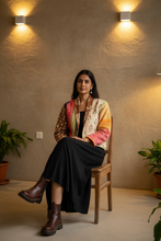 Load image into Gallery viewer, Kantha Jacket Short M/L
