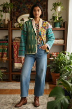 Load image into Gallery viewer, Kantha Jacket Short M/L
