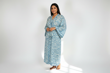 Load image into Gallery viewer, New Silk Sari Long Kimono (Plus Size)
