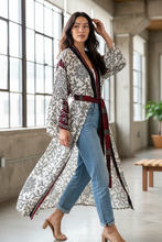 Load image into Gallery viewer, vintage Sari Kimono Long
