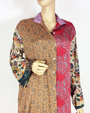 Load image into Gallery viewer, Vintage Silk Sari Long Shirt
