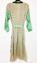 Load image into Gallery viewer, Vintage Sari kimono Long
