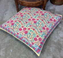 Load image into Gallery viewer, Hand Blockprint Cushion 70cmX70cm
