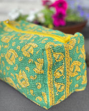 Load image into Gallery viewer, Kantha Toiletry Bag Big
