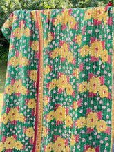 Load image into Gallery viewer, Vintage Sari Sequins Kantha
