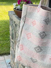 Load image into Gallery viewer, Sari Kantha Tote Bag
