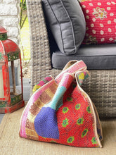 Load image into Gallery viewer, Sari Kantha Tote Bag
