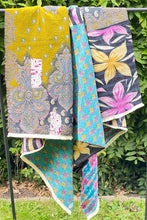 Load image into Gallery viewer, Vintage Sari Kantha quilt
