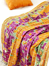 Load image into Gallery viewer, Vintage Sari sequins Kantha
